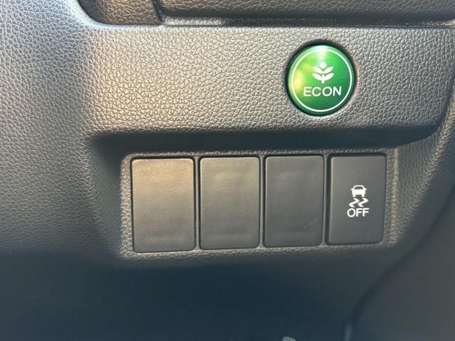 フィット １３Ｇ・Ｌパッケージ　メモリーナビ　フルセグＴＶ　スマートキー　ＬＥＤヘッドライト　前後ドラレコ　社外１４インチアルミ（31枚目）