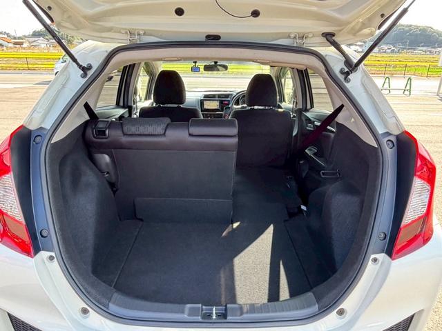 フィット １３Ｇ・Ｌパッケージ　メモリーナビ　フルセグＴＶ　スマートキー　ＬＥＤヘッドライト　前後ドラレコ　社外１４インチアルミ（38枚目）