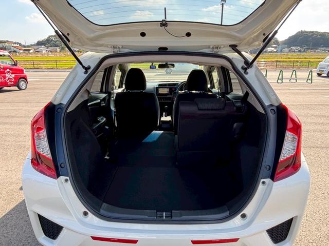 フィット １３Ｇ・Ｌパッケージ　メモリーナビ　フルセグＴＶ　スマートキー　ＬＥＤヘッドライト　前後ドラレコ　社外１４インチアルミ（39枚目）