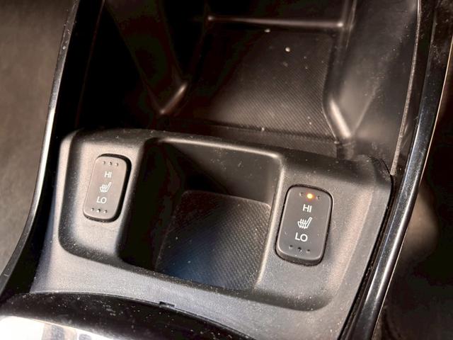 フィットシャトルハイブリッド ハイブリッド・スマートセレクション　ファインライン　メモリーナビ　ワンセグＴＶ　リアカメラ　スマートキー　ＨＩＤヘッドライト　シートヒーター　クルコン　社外１５インチアルミ　ＥＴＣ（31枚目）