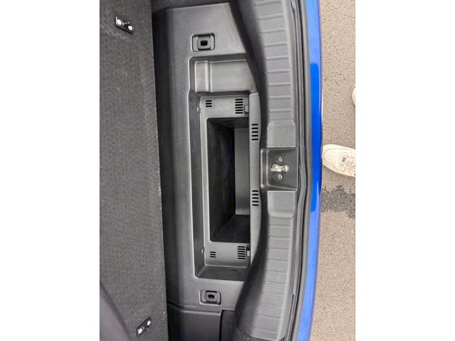 フィットハイブリッド Ｓパッケージ　メモリーナビ　フルセグＴＶ　リアカメラ　スマートキー　ＬＥＤヘッドライト　Ｂｌｕｅｔｏｏｔｈ　クルコン　純正１６インチアルミ　ＥＴＣ（45枚目）