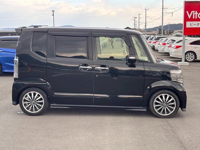 Ｎ－ＢＯＸカスタム Ｇ・ターボＬパッケージ　ＳＤナビ　フルセグＴＶ　リアカメラ　スマートキー　ＨＩＤヘッドライト　両側パワスラ　Ｂｌｕｅｔｏｏｔｈ　クルコン　純正１５インチアルミ　ＥＴＣ（8枚目）