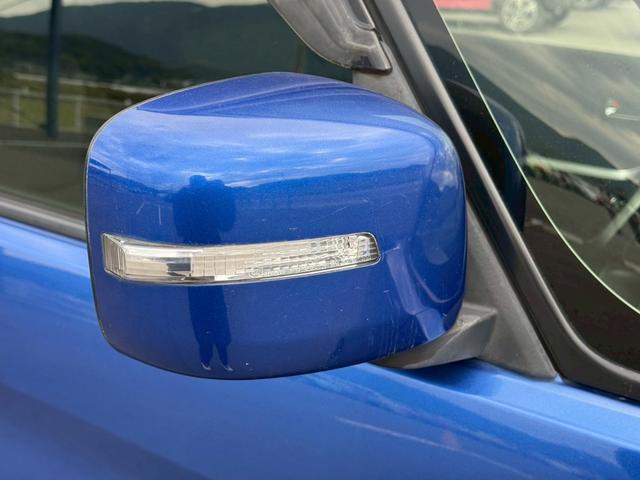 ソリオバンディット ハイブリッドＳＶ　メモリーナビ　フルセグＴＶ　リアカメラ　スマートキー　ＬＥＤヘッドライト　衝突軽減ブレーキ　片側パワスラ　前ドラレコ　シートヒーター　Ｂｌｕｅｔｏｏｔｈ　クルコン　純正１５インチアルミ　ＥＴＣ（13枚目）