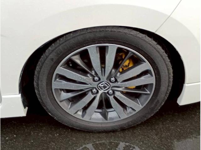 フィットハイブリッド Ｓパッケージ　ＳＤナビ　フルセグＴＶ　リアカメラ　スマートキー　ＬＥＤヘッドライト　クルコン　純正１６インチアルミ　ＥＴＣ（17枚目）