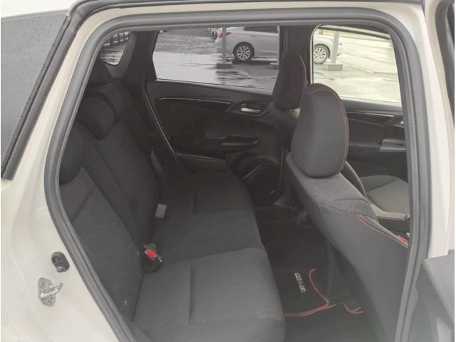 フィットハイブリッド Ｓパッケージ　ＳＤナビ　フルセグＴＶ　リアカメラ　スマートキー　ＬＥＤヘッドライト　クルコン　純正１６インチアルミ　ＥＴＣ（38枚目）