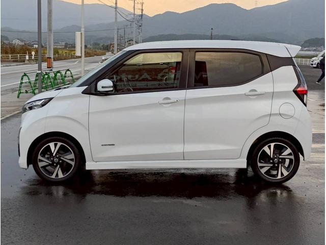 デイズ ハイウェイスター　Ｇターボプロパイロットエディション　ＳＤナビ　フルセグＴＶ　全方位カメラ　スマートキー　ＬＥＤヘッドライト　衝突軽減ブレーキ　前後ドラレコ　Ｂｌｕｅｔｏｏｔｈ　ＡＣＣ　純正１５インチアルミ　ＥＴＣ（8枚目）