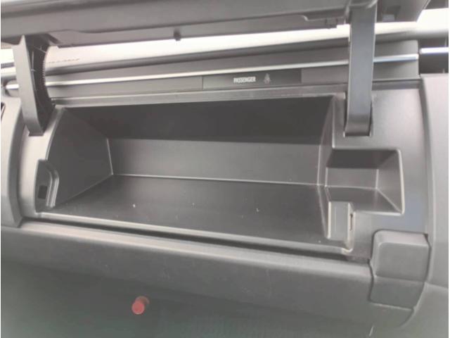 プリウス Ｓ　メモリーナビ　フルセグＴＶ　リアカメラ　スマートキー　ＨＩＤヘッドライト　前ドラレコ　Ｂｌｕｅｔｏｏｔｈ　純正１５インチアルミ　ＥＴＣ（35枚目）