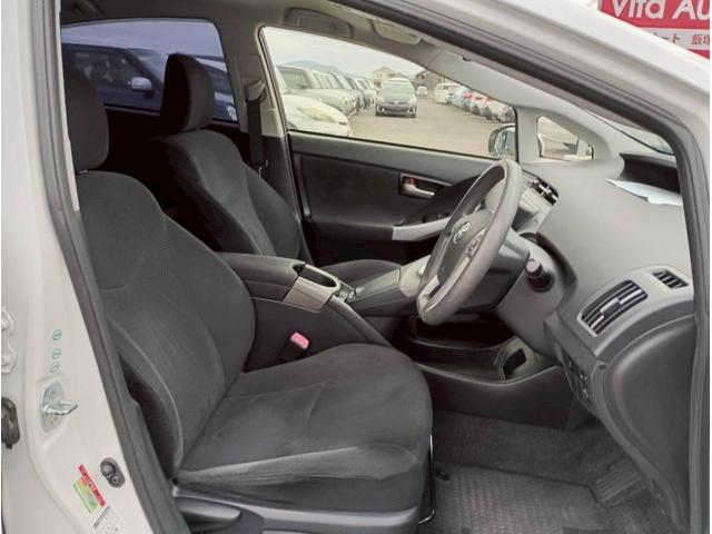 プリウス Ｓ　メモリーナビ　フルセグＴＶ　リアカメラ　スマートキー　ＨＩＤヘッドライト　前ドラレコ　Ｂｌｕｅｔｏｏｔｈ　純正１５インチアルミ　ＥＴＣ（38枚目）