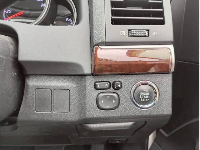 マークＸ プレミアム　ＳＤナビ　フルセグＴＶ　リアカメラ　スマートキー　ＨＩＤヘッドライト　前ドラレコ　シートヒーター　Ｂｌｕｅｔｏｏｔｈ　クルコン　純正１６インチアルミ　ＥＴＣ（28枚目）