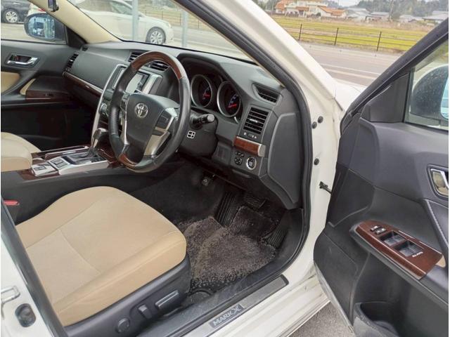 マークＸ プレミアム　ＳＤナビ　フルセグＴＶ　リアカメラ　スマートキー　ＨＩＤヘッドライト　前ドラレコ　シートヒーター　Ｂｌｕｅｔｏｏｔｈ　クルコン　純正１６インチアルミ　ＥＴＣ（36枚目）