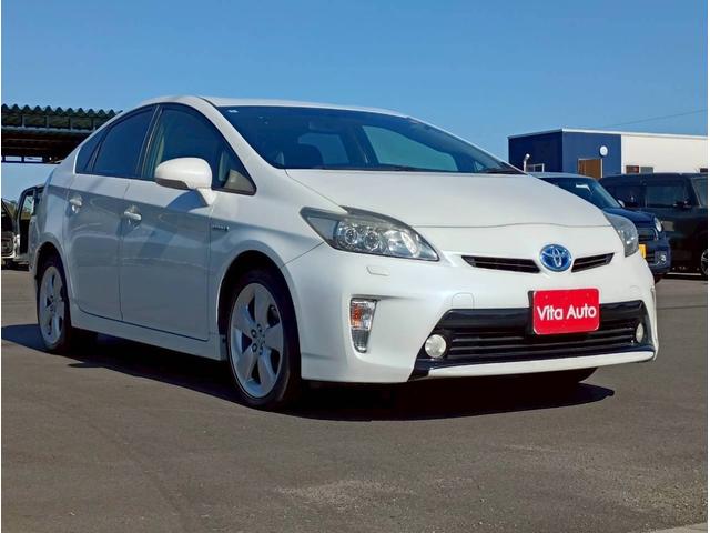 プリウス Ｓツーリングセレクション　ＨＤＤナビ　ワンセグＴＶ　リアカメラ　スマートキー　ＬＥＤヘッドライト　Ｂｌｕｅｔｏｏｔｈ　純正１７インチアルミ　ＥＴＣ（2枚目）