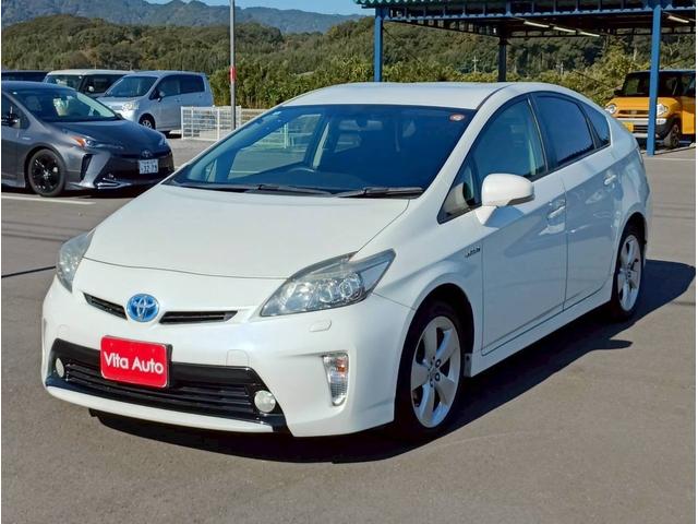 プリウス Ｓツーリングセレクション　ＨＤＤナビ　ワンセグＴＶ　リアカメラ　スマートキー　ＬＥＤヘッドライト　Ｂｌｕｅｔｏｏｔｈ　純正１７インチアルミ　ＥＴＣ（5枚目）