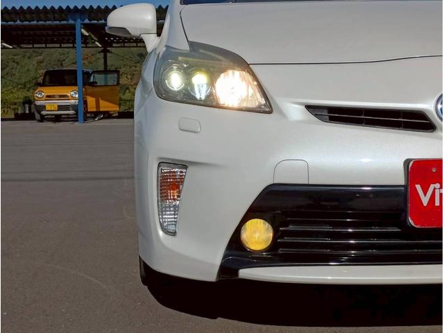 プリウス Ｓツーリングセレクション　ＨＤＤナビ　ワンセグＴＶ　リアカメラ　スマートキー　ＬＥＤヘッドライト　Ｂｌｕｅｔｏｏｔｈ　純正１７インチアルミ　ＥＴＣ（18枚目）