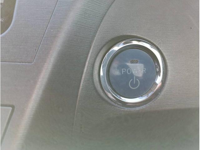 プリウス Ｓツーリングセレクション　ＨＤＤナビ　ワンセグＴＶ　リアカメラ　スマートキー　ＬＥＤヘッドライト　Ｂｌｕｅｔｏｏｔｈ　純正１７インチアルミ　ＥＴＣ（24枚目）