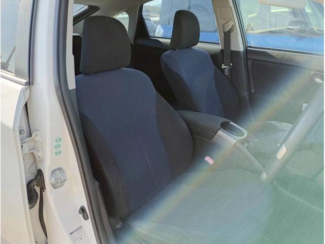 プリウス Ｓツーリングセレクション　ＨＤＤナビ　ワンセグＴＶ　リアカメラ　スマートキー　ＬＥＤヘッドライト　Ｂｌｕｅｔｏｏｔｈ　純正１７インチアルミ　ＥＴＣ（40枚目）