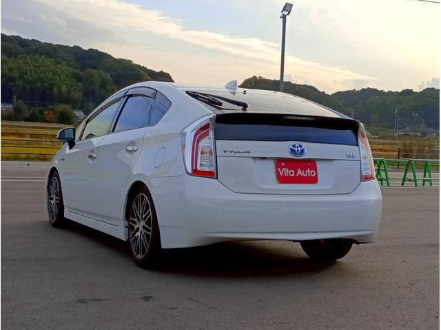 プリウス S メモリーナビ フルセグTV リアカメラ スマートキー HIDヘッドライト 前ドラレコ Bluetooth 社外17インチアルミ(10枚目)