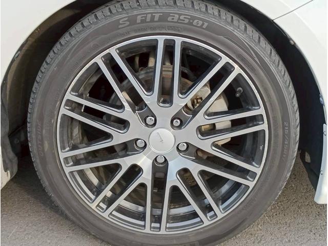 プリウス S メモリーナビ フルセグTV リアカメラ スマートキー HIDヘッドライト 前ドラレコ Bluetooth 社外17インチアルミ(16枚目)