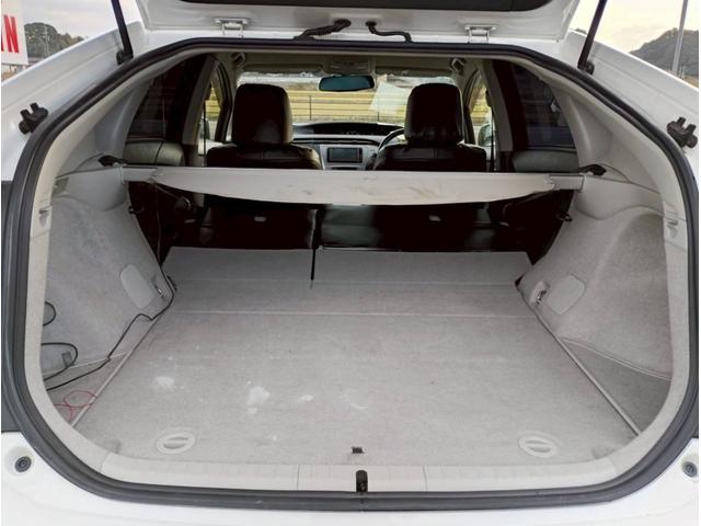 プリウス S メモリーナビ フルセグTV リアカメラ スマートキー HIDヘッドライト 前ドラレコ Bluetooth 社外17インチアルミ(44枚目)