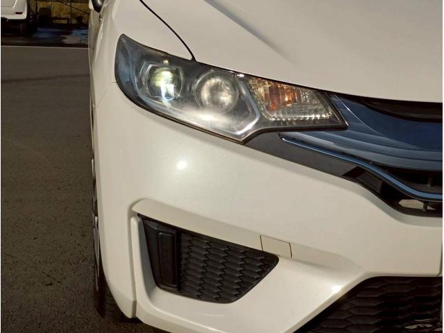 フィットハイブリッド Ｌパッケージ　メモリーナビ　リアカメラ　スマートキー　ＬＥＤヘッドライト　Ｂｌｕｅｔｏｏｔｈ　クルコン　純正１５インチ鉄　ＥＴＣ（17枚目）