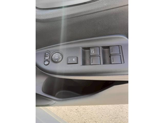 フィットハイブリッド Ｌパッケージ　メモリーナビ　リアカメラ　スマートキー　ＬＥＤヘッドライト　Ｂｌｕｅｔｏｏｔｈ　クルコン　純正１５インチ鉄　ＥＴＣ（23枚目）