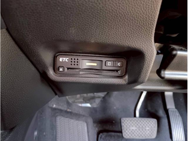 フィットハイブリッド Ｌパッケージ　メモリーナビ　リアカメラ　スマートキー　ＬＥＤヘッドライト　Ｂｌｕｅｔｏｏｔｈ　クルコン　純正１５インチ鉄　ＥＴＣ（25枚目）