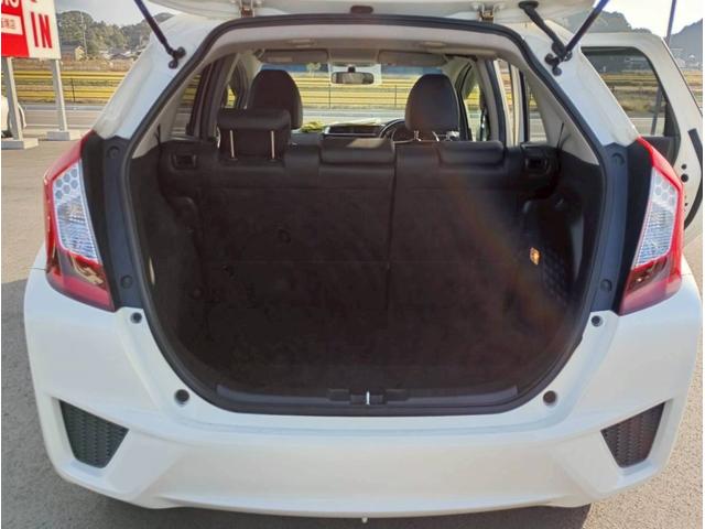 フィットハイブリッド Ｌパッケージ　メモリーナビ　リアカメラ　スマートキー　ＬＥＤヘッドライト　Ｂｌｕｅｔｏｏｔｈ　クルコン　純正１５インチ鉄　ＥＴＣ（35枚目）