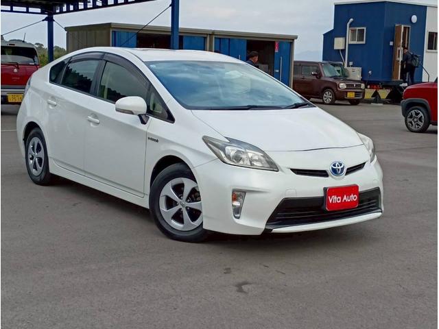 プリウス S SDナビ ワンセグTV リアカメラ スマートキー HIDヘッドライト 前後ドラレコ Bluetooth 純正15インチアルミ ETC(2枚目)