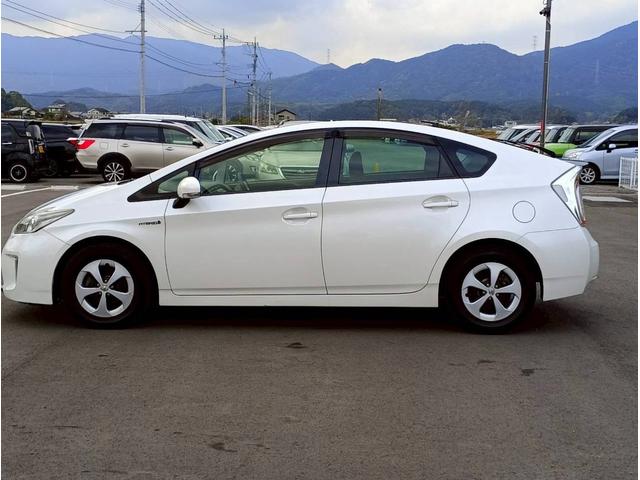 プリウス S SDナビ ワンセグTV リアカメラ スマートキー HIDヘッドライト 前後ドラレコ Bluetooth 純正15インチアルミ ETC(10枚目)