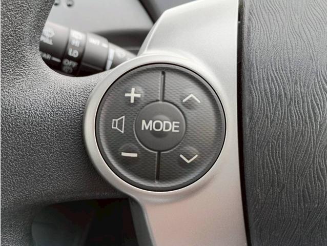 プリウス S SDナビ ワンセグTV リアカメラ スマートキー HIDヘッドライト 前後ドラレコ Bluetooth 純正15インチアルミ ETC(26枚目)