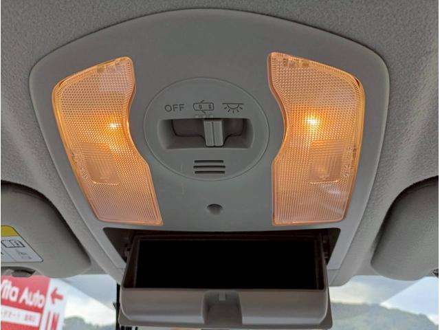 プリウス S SDナビ ワンセグTV リアカメラ スマートキー HIDヘッドライト 前後ドラレコ Bluetooth 純正15インチアルミ ETC(28枚目)