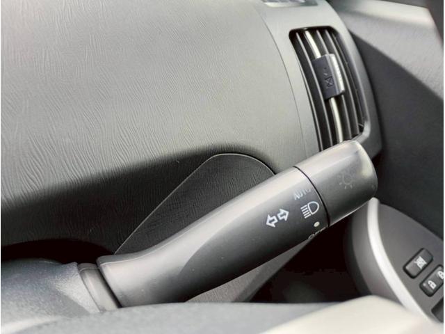 プリウス S SDナビ ワンセグTV リアカメラ スマートキー HIDヘッドライト 前後ドラレコ Bluetooth 純正15インチアルミ ETC(29枚目)