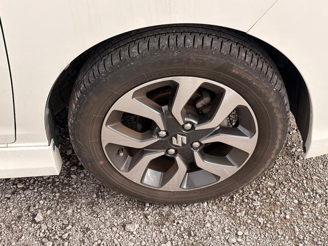 ソリオバンディット ハイブリッドＭＶ　メモリーナビ　フルセグＴＶ　全方位カメラ　スマートキー　ＬＥＤヘッドライト　衝突軽減ブレーキ　両側パワスラ　シートヒーター　Ｂｌｕｅｔｏｏｔｈ　クルコン　純正１５インチアルミ　ＥＴＣ（16枚目）