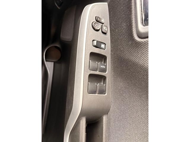 ソリオバンディット ハイブリッドＭＶ　メモリーナビ　フルセグＴＶ　全方位カメラ　スマートキー　ＬＥＤヘッドライト　衝突軽減ブレーキ　両側パワスラ　シートヒーター　Ｂｌｕｅｔｏｏｔｈ　クルコン　純正１５インチアルミ　ＥＴＣ（36枚目）