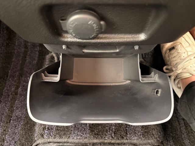 ソリオバンディット ハイブリッドＭＶ　メモリーナビ　フルセグＴＶ　全方位カメラ　スマートキー　ＬＥＤヘッドライト　衝突軽減ブレーキ　両側パワスラ　シートヒーター　Ｂｌｕｅｔｏｏｔｈ　クルコン　純正１５インチアルミ　ＥＴＣ（37枚目）