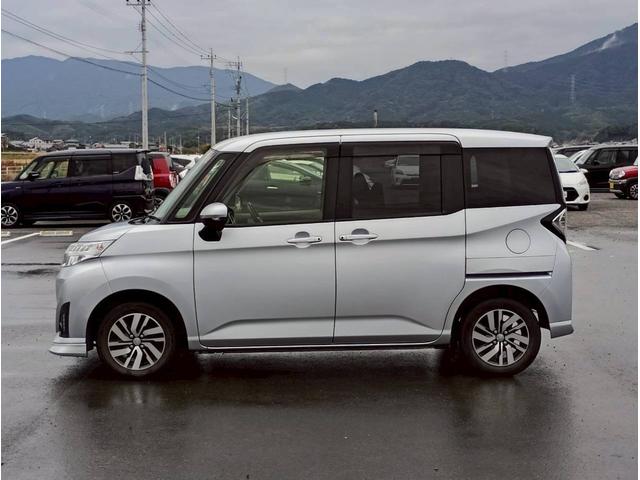 ★オンライン商談は実際に店舗でお車をご覧いただく事と同じようにお車の詳細を営業スタッフとやりとりしながら確認頂けます。気になる箇所はリアルタイムでご覧いただけますので安心して車選びが出来ます。