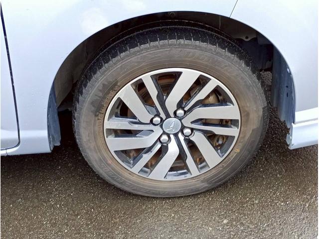 遠方で車を見に来れない方でもご安心ください。ご購入者の６７％（直近１年実績）の方が電話のみでご購入されています。今は電話でも、ネットとメールでも車が買える時代です。