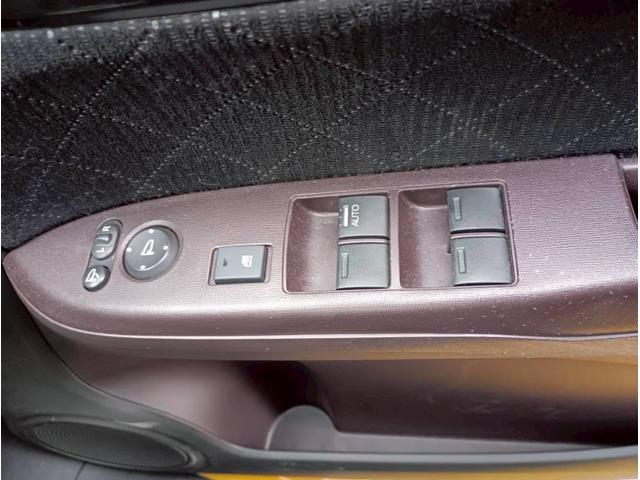 �����ŎԂ����ɗ���Ȃ����ł������S���������B���w���҂̂U�V���i���߂P�N���сj�̕����d�b�݂̂ł��w������Ă��܂��B���͓d�b�ł��A�l�b�g�ƃ��[���ł��Ԃ������鎞��ł��B