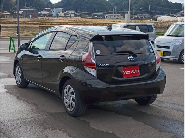 アクア Ｓ　ＳＤナビ　ワンセグＴＶ　リアカメラ　ＬＥＤヘッドライト　Ｂｌｕｅｔｏｏｔｈ　純正１５インチ鉄（10枚目）