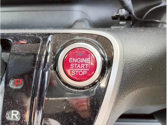 Ｎ－ＢＯＸカスタム Ｇ・ターボＡパッケージ　ＳＤナビ　フルセグＴＶ　リアカメラ　スマートキー　ＨＩＤヘッドライト　衝突軽減ブレーキ　両側パワスラ　Ｂｌｕｅｔｏｏｔｈ　クルコン　純正１５インチアルミ　ＥＴＣ（30枚目）