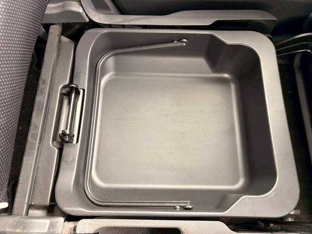 フレアクロスオーバー ＸＳ　メモリーナビ　ワンセグＴＶ　リアカメラ　スマートキー　ＨＩＤヘッドライト　衝突軽減ブレーキ　シートヒーター　Ｂｌｕｅｔｏｏｔｈ　純正１５インチアルミ　ＥＴＣ（33枚目）