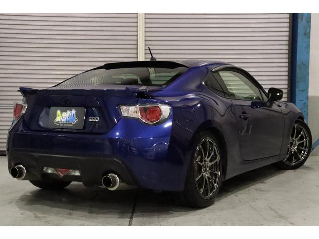 ８６ ＧＴリミテッド　ＨＫＳ車高調　アドバン１８ＡＷ　ＨＫＳマフラー　クスコオイルキャッチタンク・タワーバー　ブリッツ３連メーター　Ｄｅｆｉ追加メーター　純正ＨＤＤナビ　Ｂｌｕｅｔｏｏｔｈ　バックカメラ　ハーフレザーシート（14枚目）