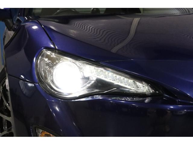 ８６ ＧＴリミテッド　ＨＫＳ車高調　アドバン１８ＡＷ　ＨＫＳマフラー　クスコオイルキャッチタンク・タワーバー　ブリッツ３連メーター　Ｄｅｆｉ追加メーター　純正ＨＤＤナビ　Ｂｌｕｅｔｏｏｔｈ　バックカメラ　ハーフレザーシート（18枚目）