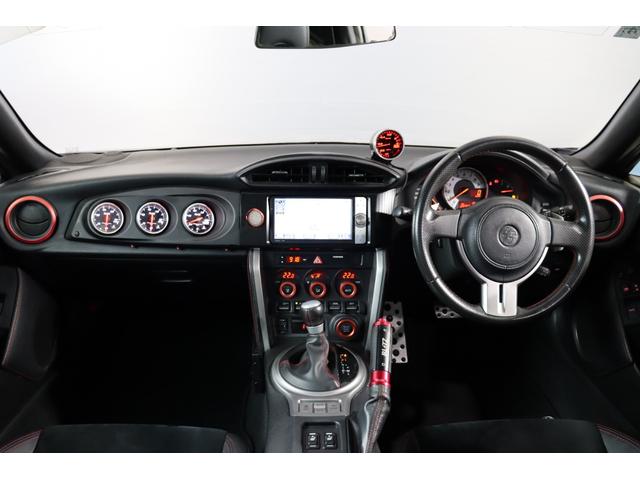 ８６ ＧＴリミテッド　ＨＫＳ車高調　アドバン１８ＡＷ　ＨＫＳマフラー　クスコオイルキャッチタンク・タワーバー　ブリッツ３連メーター　Ｄｅｆｉ追加メーター　純正ＨＤＤナビ　Ｂｌｕｅｔｏｏｔｈ　バックカメラ　ハーフレザーシート（26枚目）