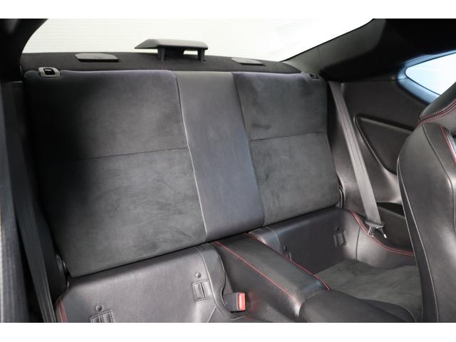 ８６ ＧＴリミテッド　ＨＫＳ車高調　アドバン１８ＡＷ　ＨＫＳマフラー　クスコオイルキャッチタンク・タワーバー　ブリッツ３連メーター　Ｄｅｆｉ追加メーター　純正ＨＤＤナビ　Ｂｌｕｅｔｏｏｔｈ　バックカメラ　ハーフレザーシート（35枚目）