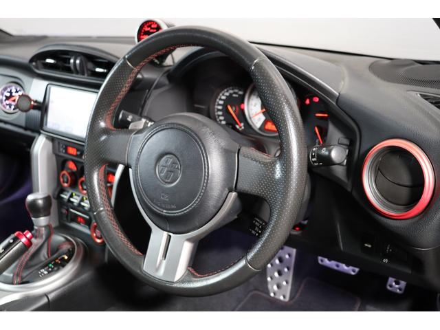 ８６ ＧＴリミテッド　ＨＫＳ車高調　アドバン１８ＡＷ　ＨＫＳマフラー　クスコオイルキャッチタンク・タワーバー　ブリッツ３連メーター　Ｄｅｆｉ追加メーター　純正ＨＤＤナビ　Ｂｌｕｅｔｏｏｔｈ　バックカメラ　ハーフレザーシート（53枚目）