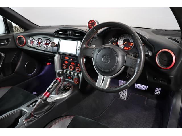 ８６ ＧＴリミテッド　ＨＫＳ車高調　アドバン１８ＡＷ　ＨＫＳマフラー　クスコオイルキャッチタンク・タワーバー　ブリッツ３連メーター　Ｄｅｆｉ追加メーター　純正ＨＤＤナビ　Ｂｌｕｅｔｏｏｔｈ　バックカメラ　ハーフレザーシート（55枚目）