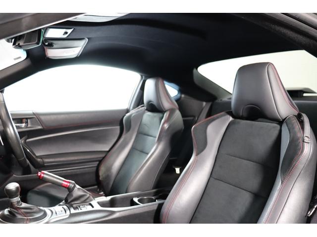 ８６ ＧＴリミテッド　ＨＫＳ車高調　アドバン１８ＡＷ　ＨＫＳマフラー　クスコオイルキャッチタンク・タワーバー　ブリッツ３連メーター　Ｄｅｆｉ追加メーター　純正ＨＤＤナビ　Ｂｌｕｅｔｏｏｔｈ　バックカメラ　ハーフレザーシート（58枚目）