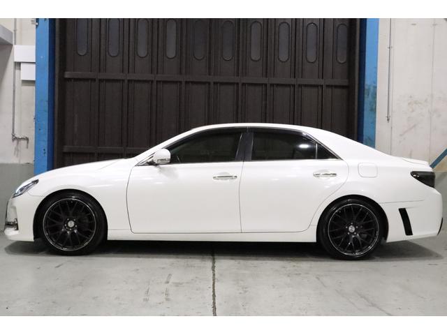 マークＸ ２５０Ｇ　リラックスセレクション　新品ＢＲＡＳＨヘッドライト　社外フルＬＥＤテール　前後Ｇ’Ｓ仕様バンパー　ＲＡＹＳ１９インチＡＷ　Ｇ’ｓ純正サス　新品シートカバー　社外ナビ　バックカメラ　前席パワーシート　スマートキー　ＥＴＣ（12枚目）