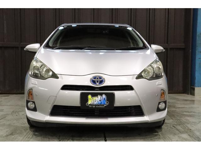 アクア Ｇ　純正ＳＤナビ　フルセグＴＶ　Ｂｌｕｅｔｏｏｔｈ　バックカメラ　スマートキー　コーナーセンサー　ＬＥＤヘッドライト　前後ドライブレコーダー　オートエアコン　ＥＴＣ　プライバシーガラス　禁煙車　除菌抗菌（6枚目）