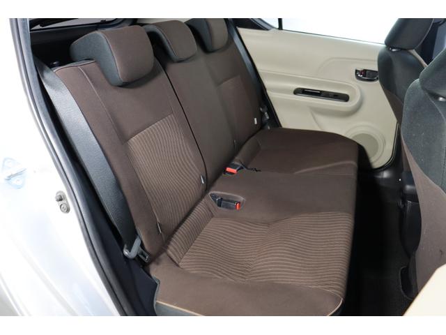 アクア Ｇ　純正ＳＤナビ　フルセグＴＶ　Ｂｌｕｅｔｏｏｔｈ　バックカメラ　スマートキー　コーナーセンサー　ＬＥＤヘッドライト　前後ドライブレコーダー　オートエアコン　ＥＴＣ　プライバシーガラス　禁煙車　除菌抗菌（30枚目）